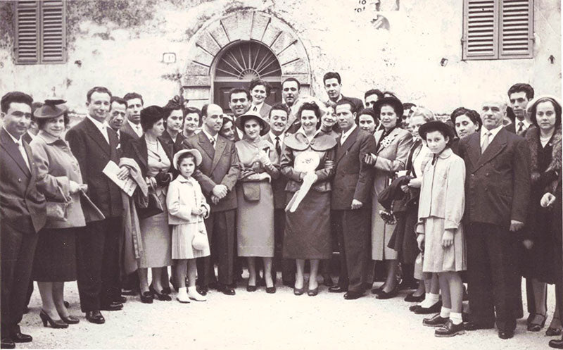 Old photograph in black and white of the Sabatino family